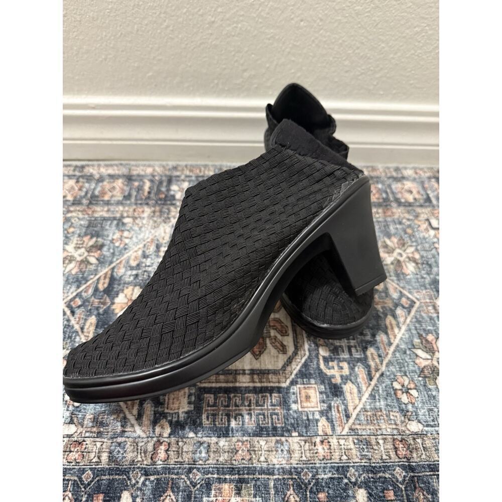 CORKYS size 10 HOT" Woven Black Comfort Stretch Booties w/ HEEL New - Picture 2 of 6